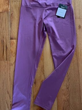 Bali B kind smoothing full length leggings, size X-Large; lilac New w/ Tags